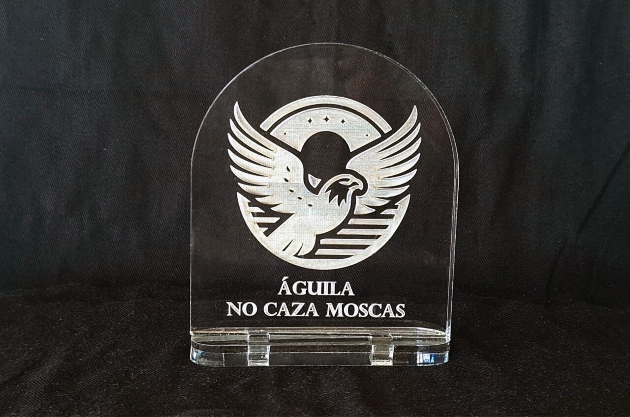 acrylic work eagles are not bothered by mice